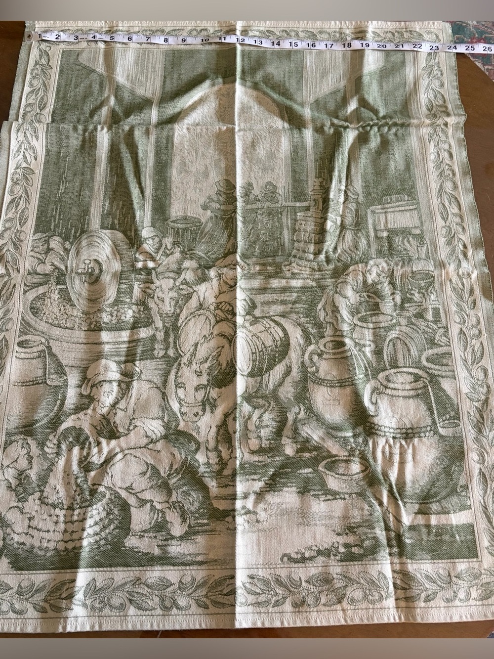 NWT Vintage Italian Jacquard Towel 24x31 Between The Sheets